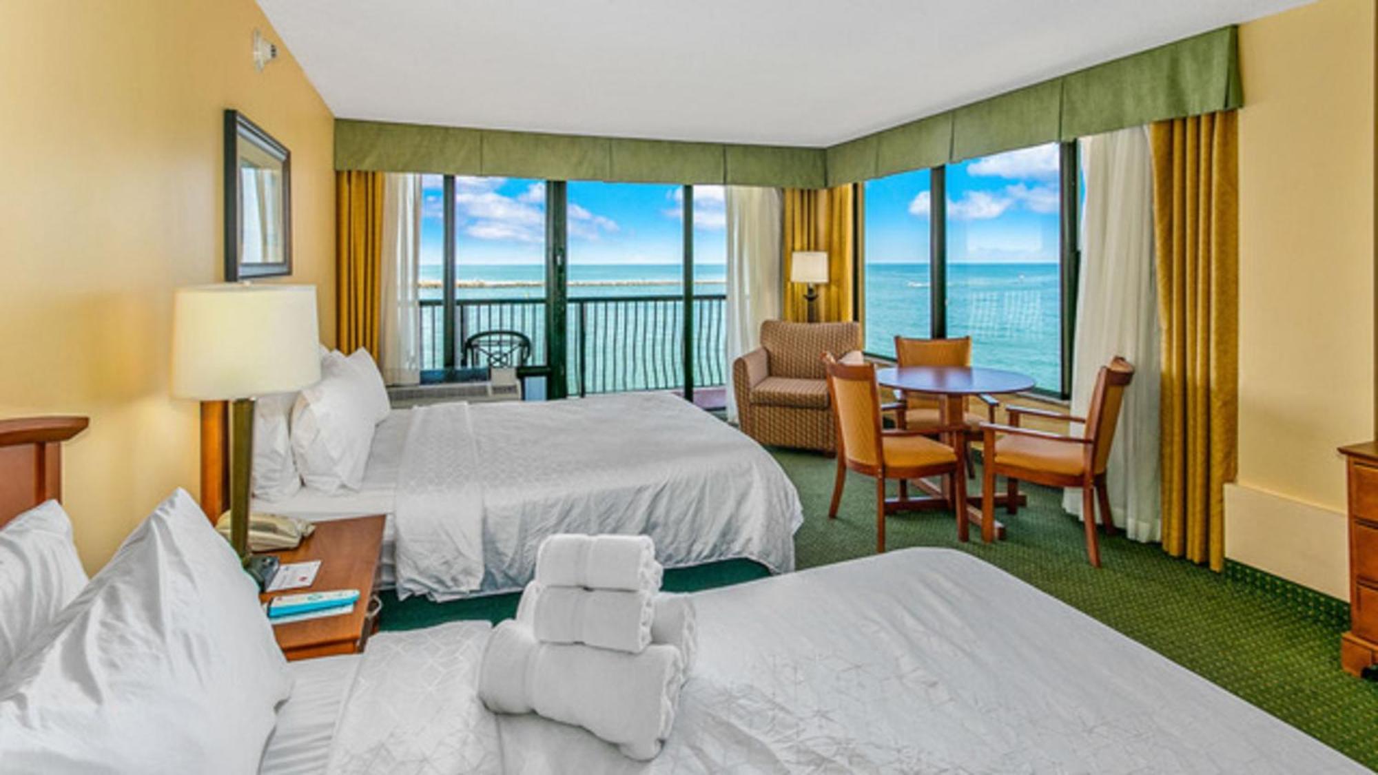 Holiday Inn & Suites Clearwater Beach By Ihg Esterno foto